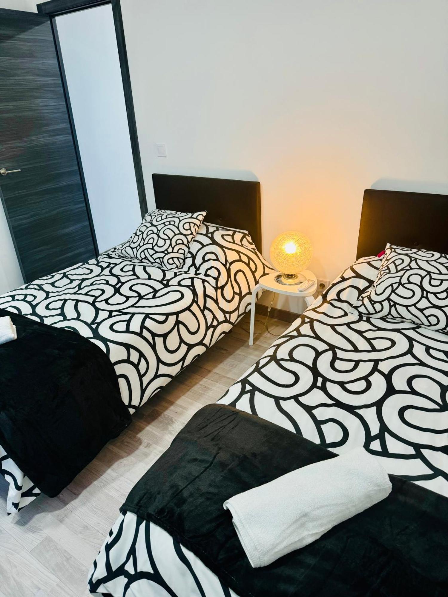 Duplex Th Sanse Norte San Sebastián de los Reyes Exterior foto
